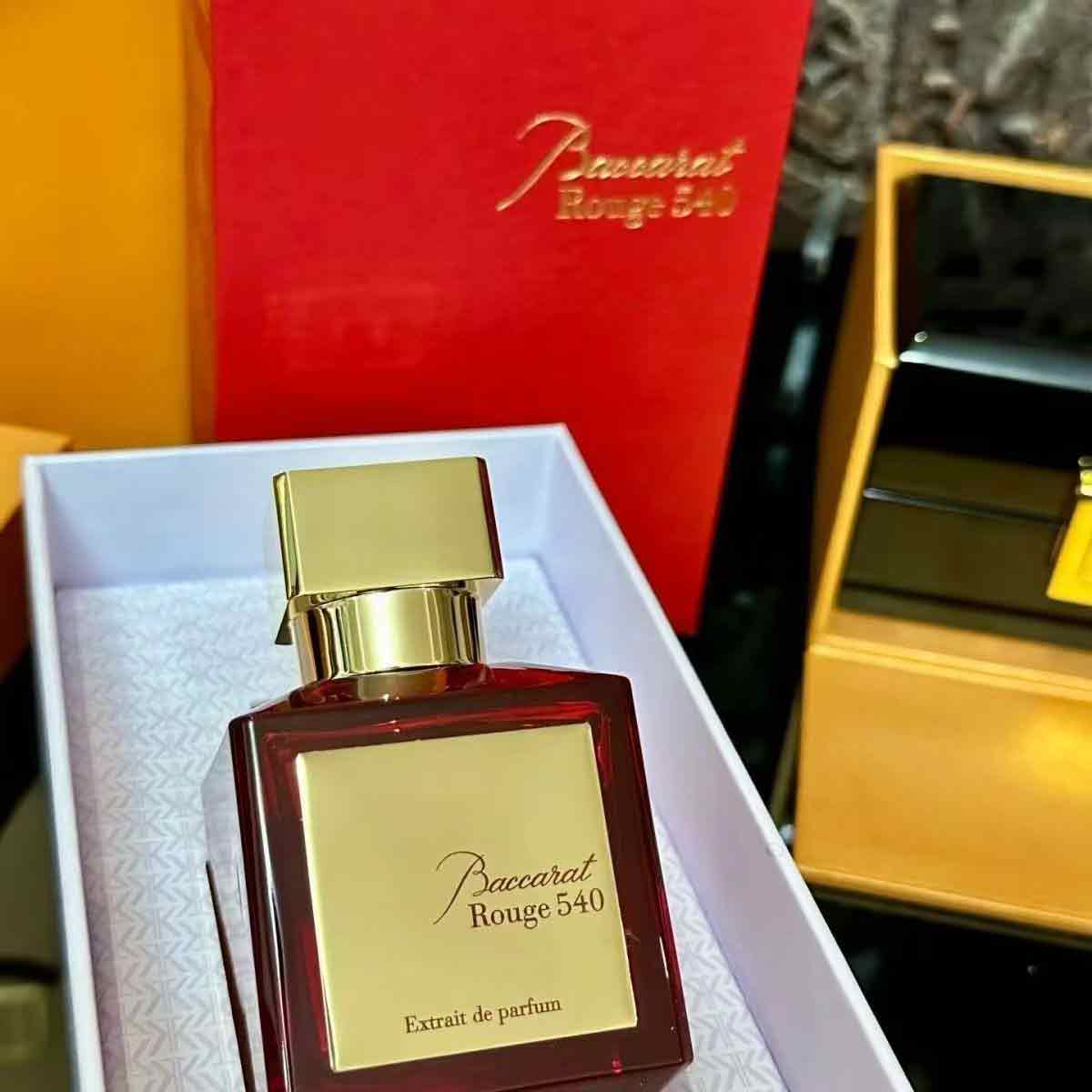 Baccarat 540 Essence Parfüm is – Home Fragrance Red Wine Bewertung und Preis