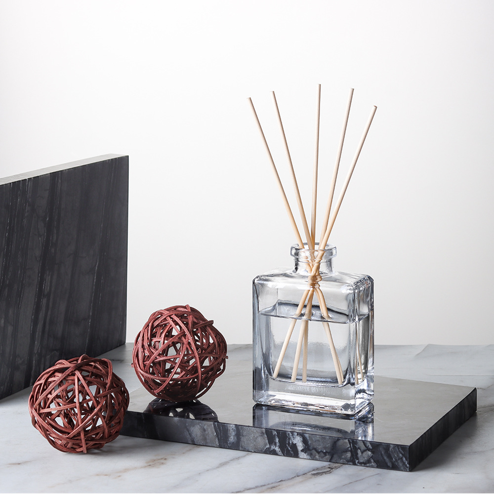 Moderne, schlichte, quadratisc – Home Fragrance Japan Bewertung und Preis